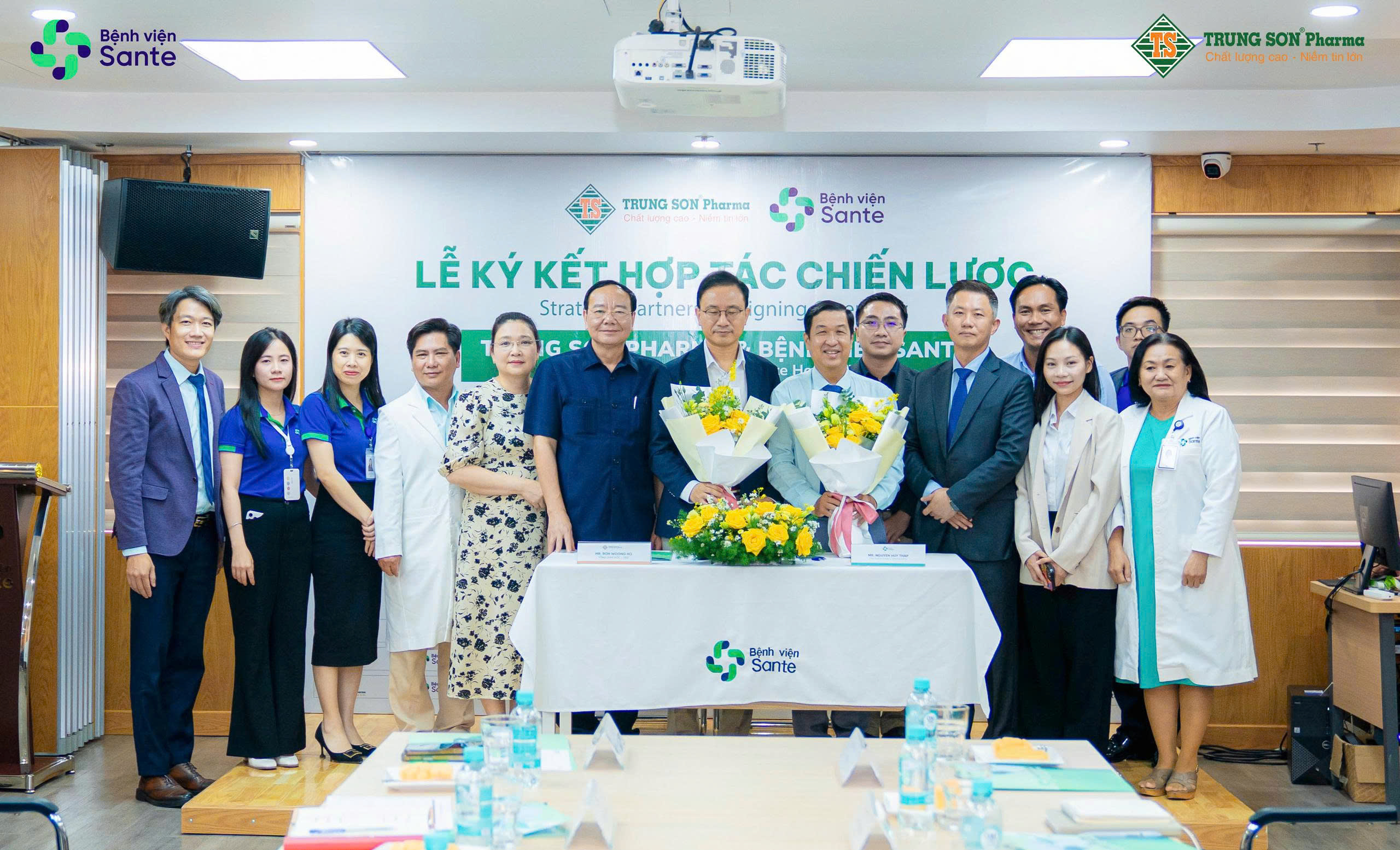Lễ ký kết Biên bản ghi nhớ hợp tác (MOU) giữa Trung Sơn Pharma và Bệnh viện Sante