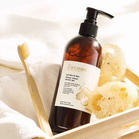 Gel tắm bí đao Cocoon Winter Melon Shower Gel làm giảm mụn lưng (310ml)
