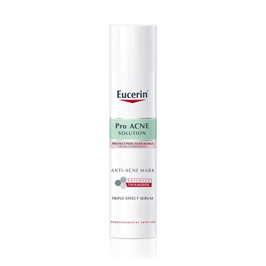 Combo Eucerin Poreless Solution Pore Minimizer Serum 30ml + Eucerin Pro Acne Cleansing Gel 200ml giúp thu nhỏ lỗ chân lông và giảm mụn.