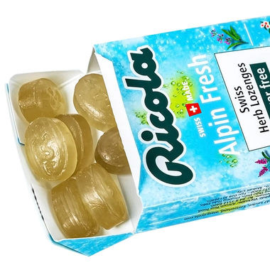 Kẹo ngậm không đường Ricola Alpin Fresh hỗ trợ thông cổ, mát họng, giảm ho (40g)