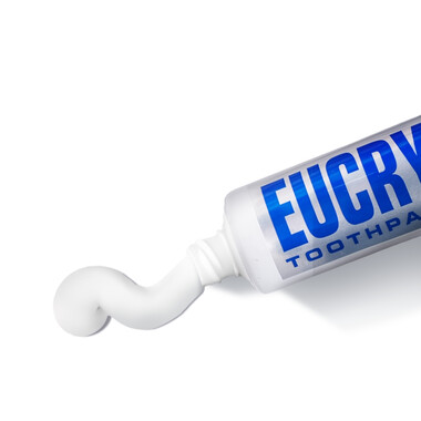 Kem Đánh Trắng Răng Hương Bạc Hà Eucryl Toothpaste Freshmint (62g)