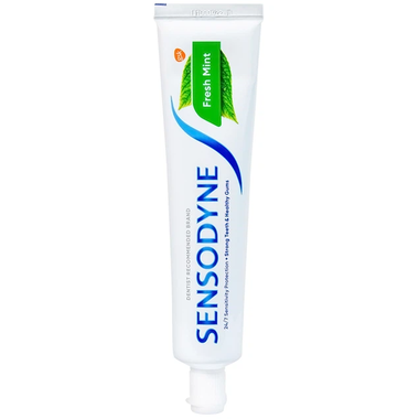 Kem đánh răng Sensodyne Fresh Mint hỗ trợ giảm tình trạng ê buốt răng (100g)